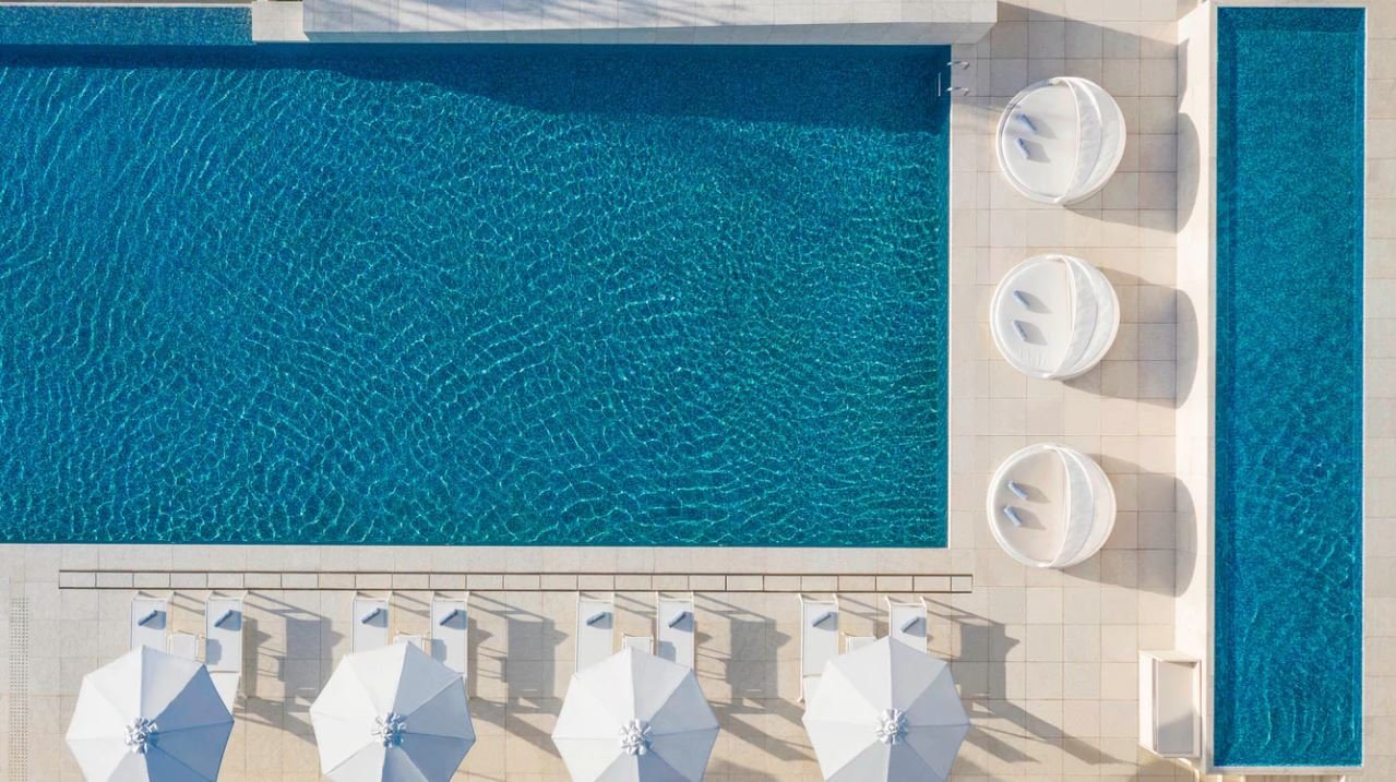 18_이라프스이 Outdoor pool