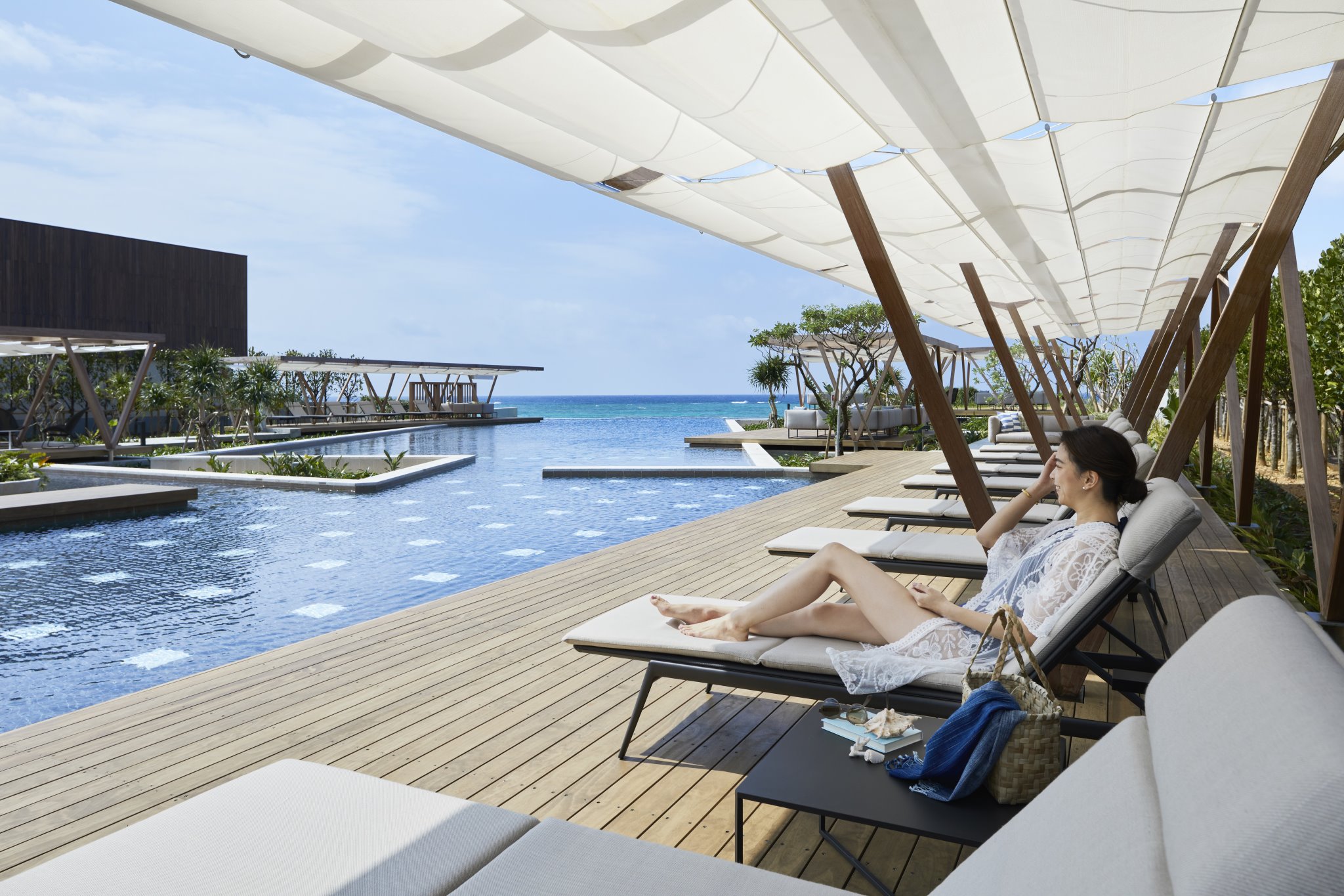 Pool 2 - HOSHINOYA Okinawa